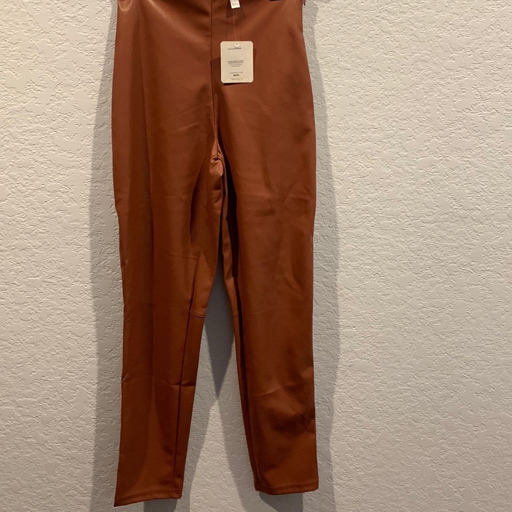 BNWT. Size S/6  FABLETICS vegan leather mahogany leggings.